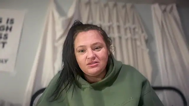 NastyOregano262 online show from April 28, 1:14 am