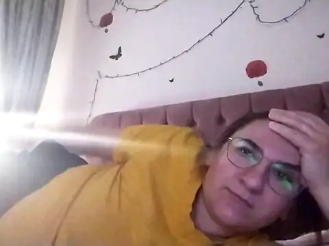 Dana92va online show from February 5, 1:58 pm