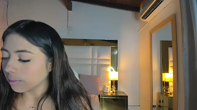 Zoei Moon online show from May 20, 7:44 pm