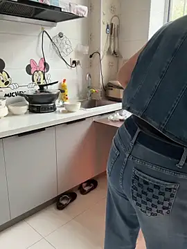 luckybaby666999 online show from May 5, 12:24 am