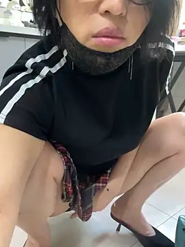 luckybaby666999 online show from May 16, 12:35 am