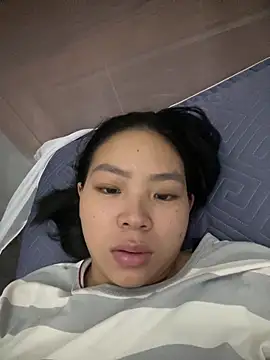 muutoo online show from December 14, 12:00 pm