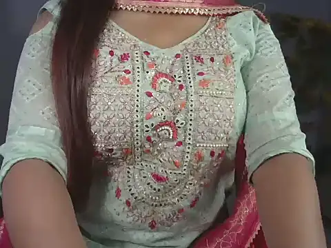 Hotty Suzuka online show from March 21, 6:40 am