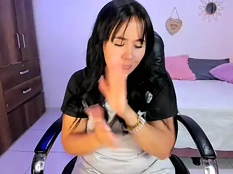 thaily 22 online show from December 19, 5:49 pm