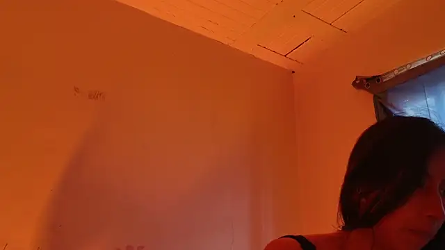 MoonLipsON- online show from May 8, 5:05 pm