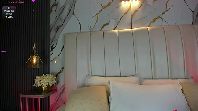 MarelynSummer online show from March 9, 5:05 pm