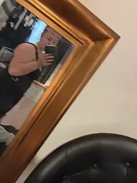 ScarletSaffire online show from April 5, 8:57 am