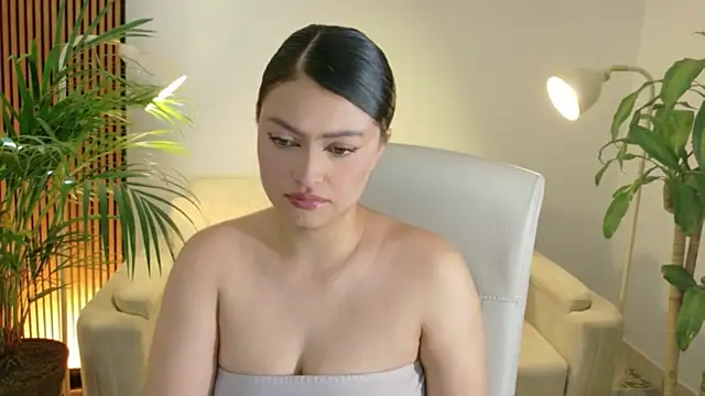 victoria   moon online show from May 20, 2:03 pm