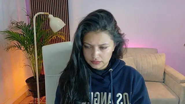 victoria   moon online show from May 6, 1:37 pm