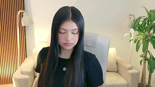 victoria   moon online show from May 26, 1:43 pm