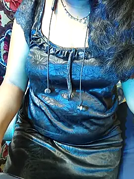 Preeti345 online show from May 22, 12:41 am