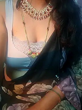 Preeti345 online show from May 5, 2:31 pm