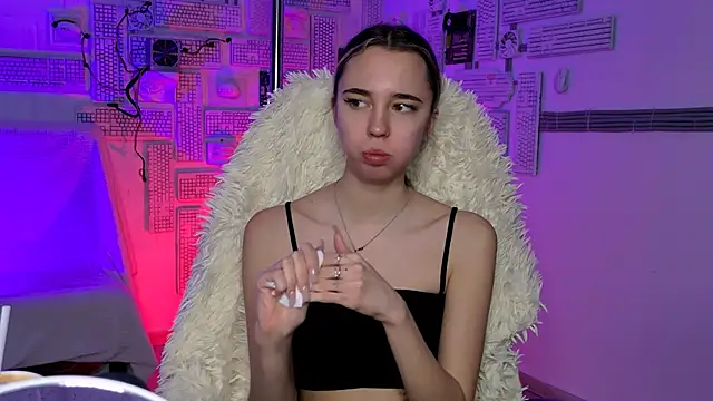 KimPorins online show from March 9, 1:25 pm