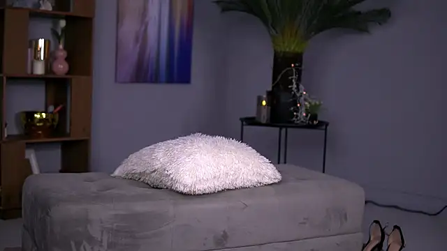 SkylerAura online show from May 21, 3:48 am