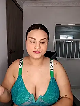 Valeriaa 21 online show from April 6, 8:21 pm