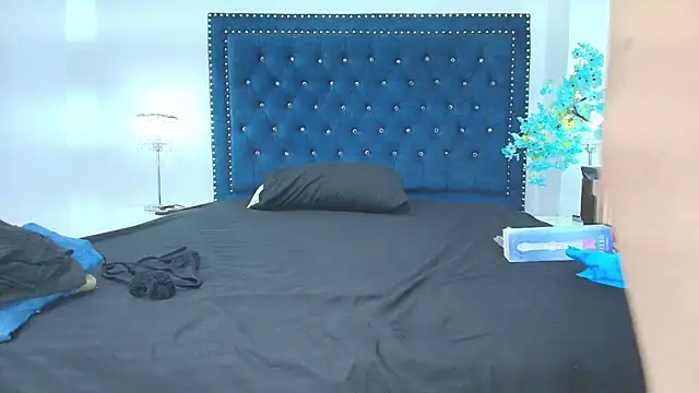 Velora nigth online show from March 28, 12:04 pm