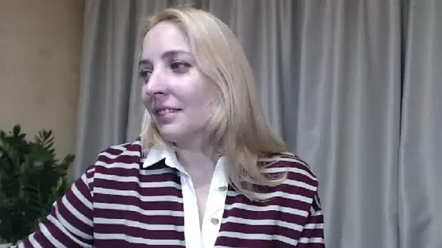 sweetpussy online show from May 13, 4:35 pm