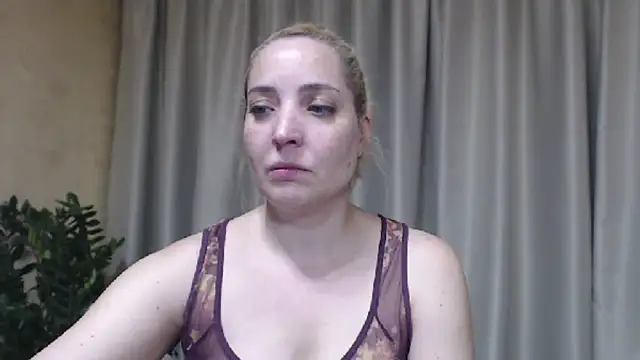 sweetpussy online show from May 26, 3:55 pm