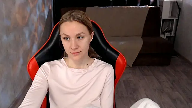 MiaBun1 online show from February 10, 4:04 am