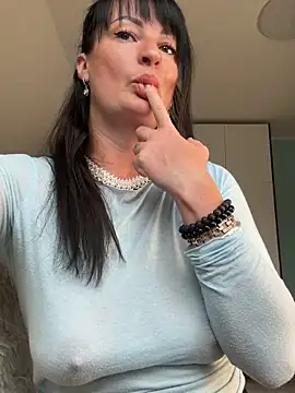 CherryCherry03 online show from April 20, 7:55 am