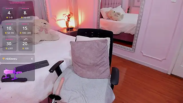 Sabrina Cutte online show from May 8, 3:43 am