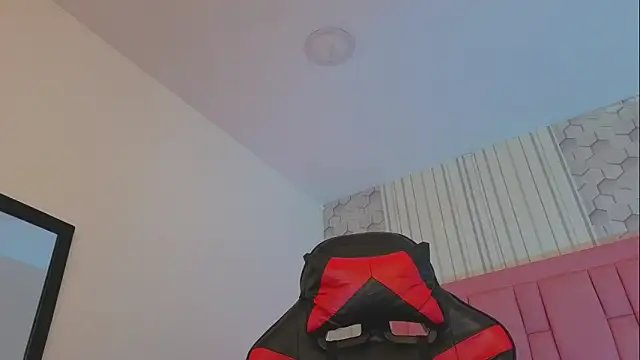 peyton miiller online show from January 7, 5:49 pm