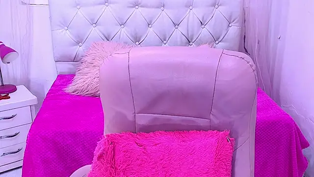  Valentinaaa online show from March 21, 8:19 am