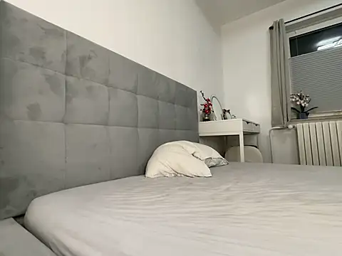 Carlycrush  online show from May 5, 7:17 pm