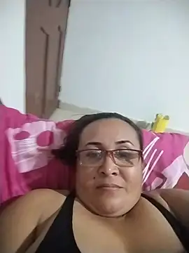 Nini Love  online show from April 5, 5:17 am