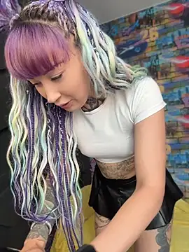 Tattoo  Moon online show from May 28, 1:25 am