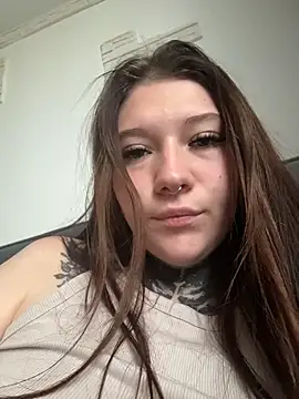 FionaMurr online show from May 10, 1:18 am