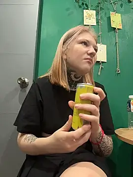FionaMurr online show from July 6, 4:29 am