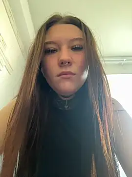 FionaMurr online show from May 9, 1:07 am