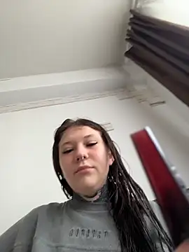 FionaMurr online show from May 15, 1:11 am