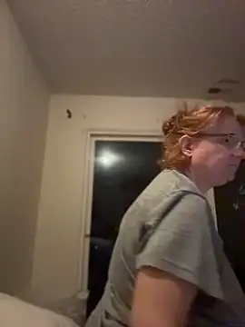 Lenaravenswood online show from April 8, 5:42 am