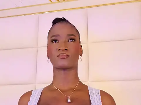 Reginadenver online show from December 17, 9:19 pm