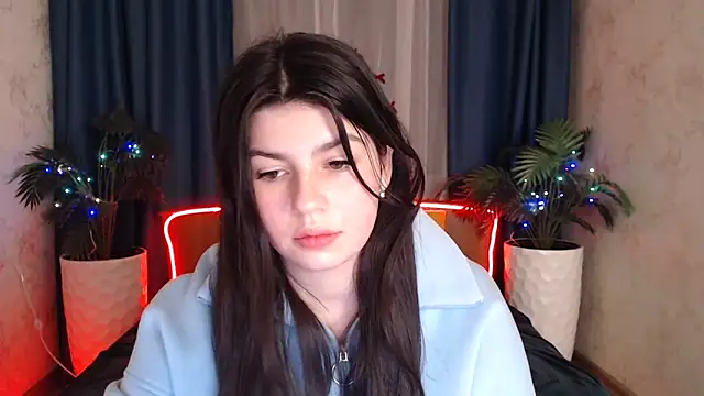 KisaModel online show from December 20, 1:20 am