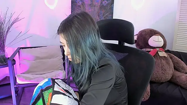 SirenMystiq online show from March 10, 7:23 am