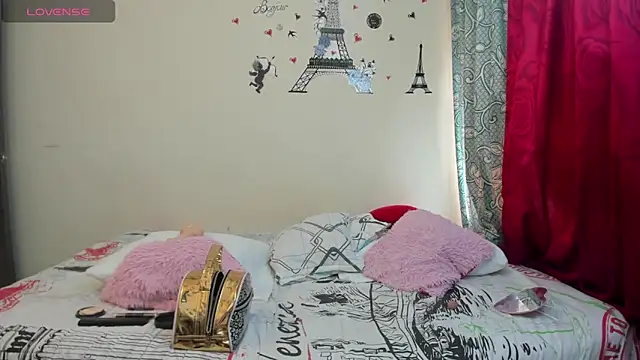 Naomi-Blaze online show from December 20, 2:54 pm