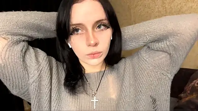 Eva blo0m online show from December 20, 5:06 pm