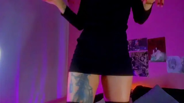 Gabrielabunny1 online show from January 14, 6:40 am