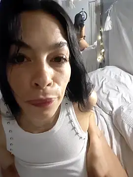 dulcemorela83 online show from December 20, 11:47 am