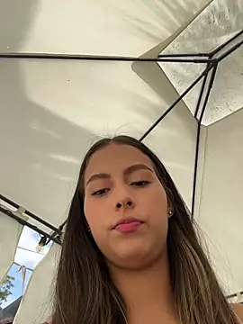 Valeria-escobar online show from December 21, 1:59 pm