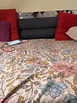 butterflyslay online show from May 3, 4:27 am