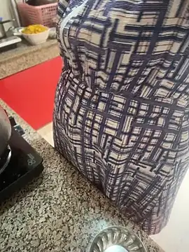 butterflyslay online show from May 8, 6:38 am
