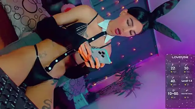 agathaferrer3 online show from March 12, 6:16 am