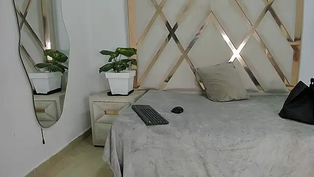 Selenaasm online show from February 23, 9:14 pm