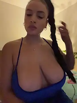 Lena-Williamss online show from May 17, 9:30 am
