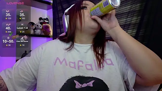 DALIISS  online show from May 7, 7:28 pm