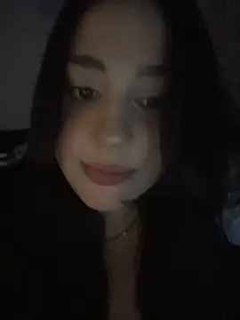 pudizinhaa  online show from April 8, 5:20 am